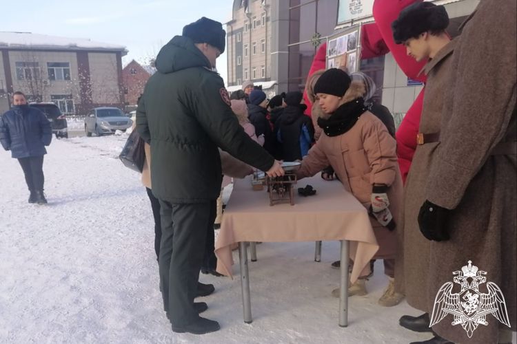 Росгвардейцы приняли участие в памятных мероприятиях, посвященных 79-летию полного снятия блокады Ленинграда.