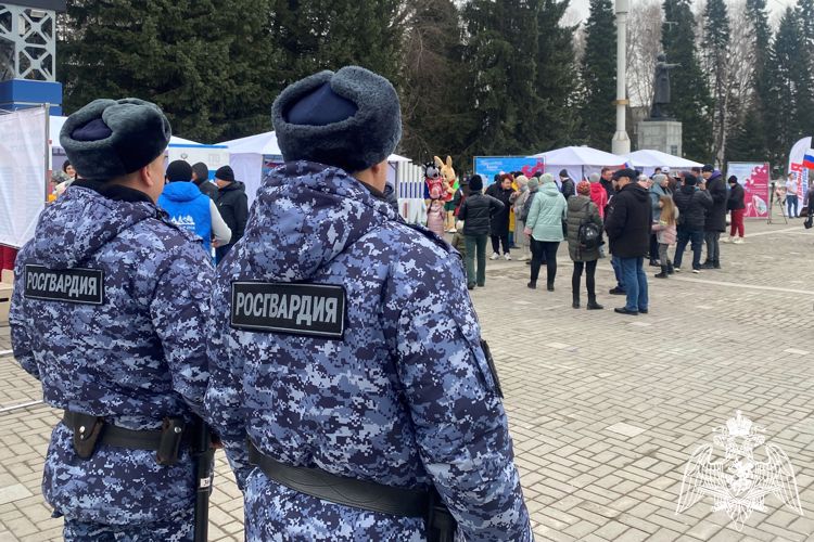 Росгвардия обеспечила безопасность мероприятий акции «Крымская весна» 