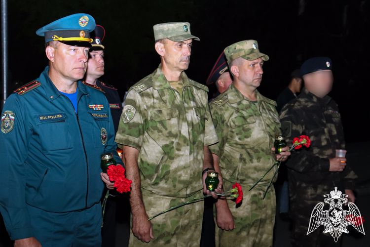 В День памяти и скорби росгвардейцы присоединились к патриотической акции «Свеча Памяти» 