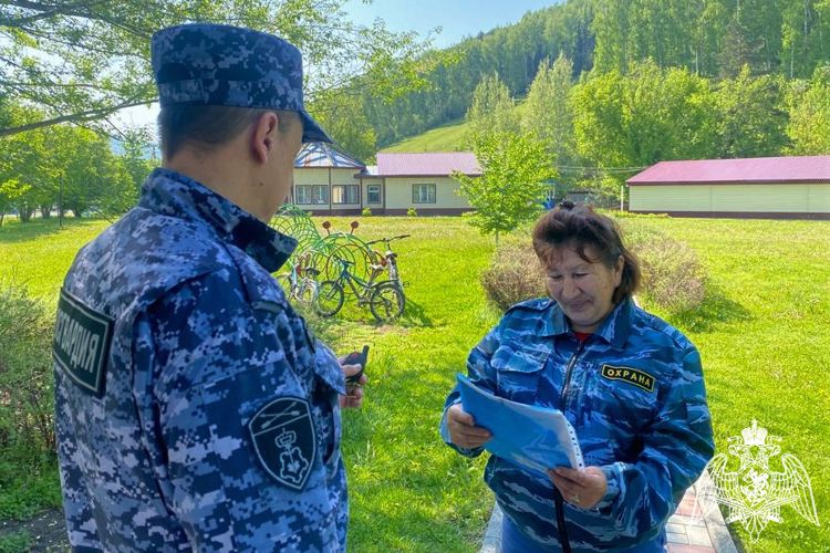 Росгвардейцы проверили безопасность детских оздоровительных лагерей