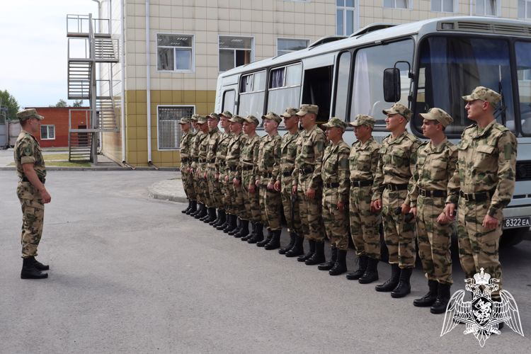 Новобранцы из Республики Алтай пополнят ряды воинских частей и соединений Росгвардии 