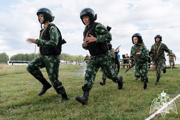 Команда Республики Алтай вошла в число лучших на военно-патриотических играх, организованных ветеранами Росгвардии