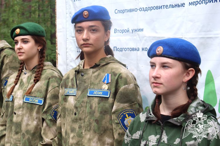 Команда Республики Алтай вошла в число лучших на военно-патриотических играх, организованных ветеранами Росгвардии
