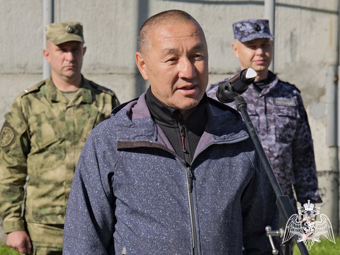 В Республике Алтай отметили годовщину со дня образования ОМОН 