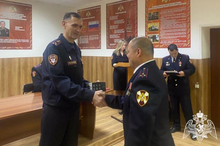 В Республике Алтай отметили день вневедомственной охраны Росгвардии 