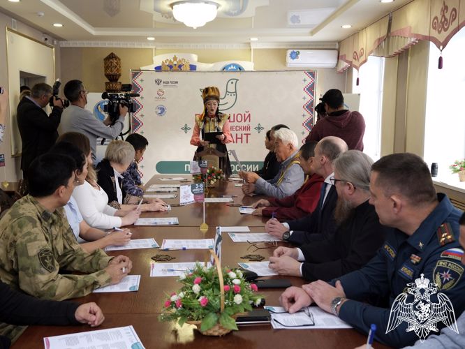Росгвардейцы из Республики Алтай написали Большой этнографический диктант