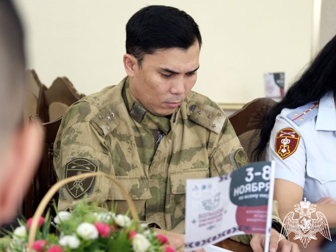 Росгвардейцы из Республики Алтай написали Большой этнографический диктант