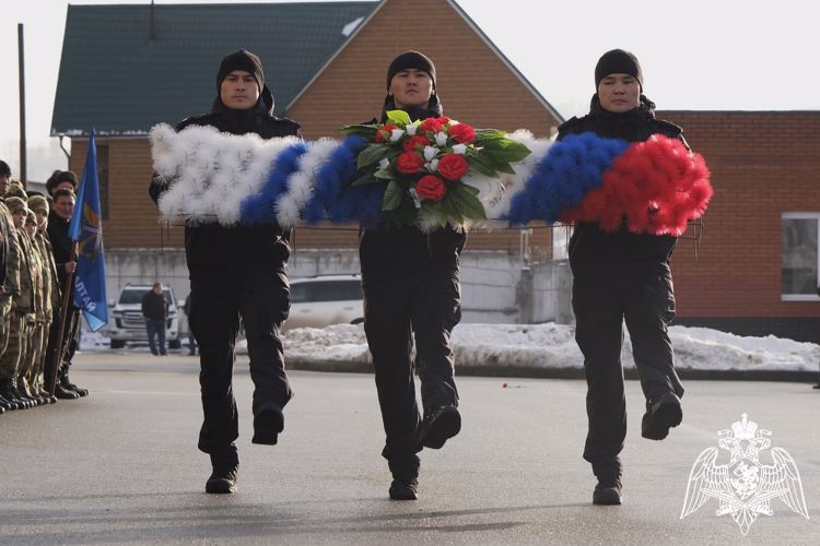 В Республике Алтай открылся мемориал погибшим сотрудникам спецподразделений Росгвардии