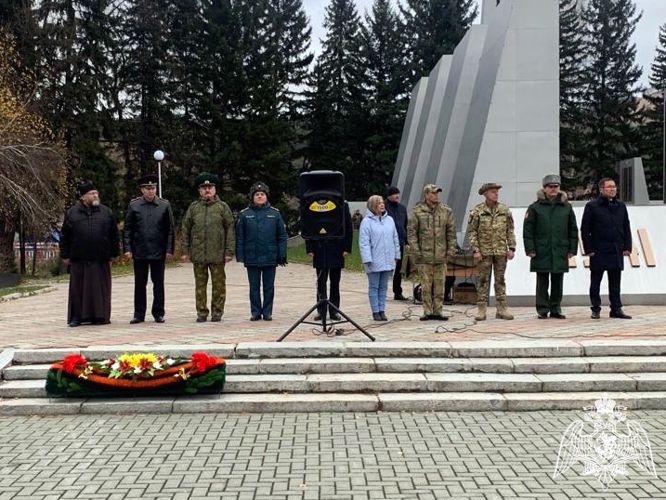Росгвардейцы приняли участие в отправке молодого пополнения в Вооруженные силы 