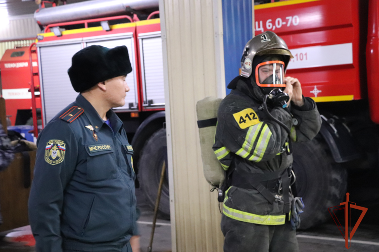 В Республике Алтай росгвардейцы стали «реальными спасателями»
