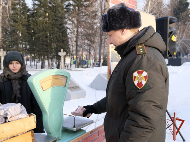 Росгвардейцы приняли участие в памятных мероприятиях, посвященных 80-летию полного снятия блокады Ленинграда