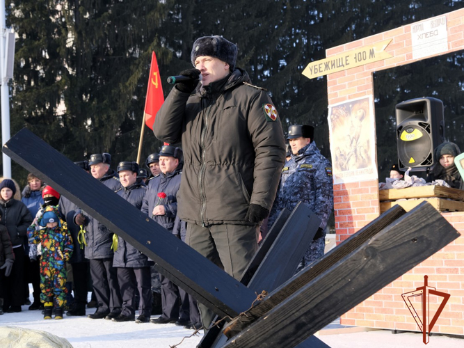 Росгвардейцы приняли участие в памятных мероприятиях, посвященных 80-летию полного снятия блокады Ленинграда