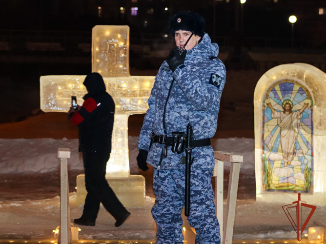 Росгвардия в  Республике Алтай обеспечила безопасность в Крещенскую ночь 