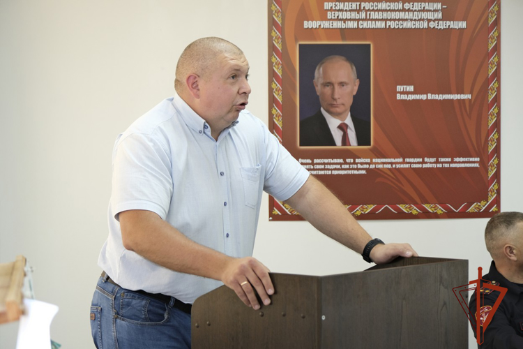 Лектор Российского общества «Знание» рассказал росгвардейцам о становлении российской государственности 