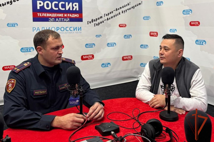 Начальник отдела вневедомственной охраны стал гостем рубрики «В эфире Росгвардия» на республиканском радио 