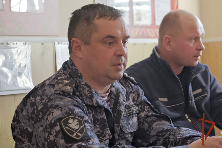 В Республике Алтай состоялось чествование ветеранов лицензионно-разрешительной работы 