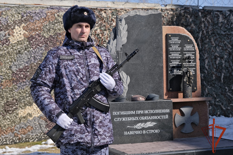 В Республике Алтай прошли торжественные мероприятия, посвященные Дню Росгвардии