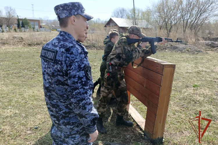 Росгвардейцы выступили судьями на республиканском первенстве по огневой подготовке