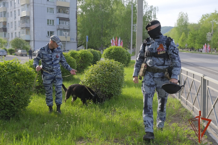 Росгвардия обеспечила безопасность при праздновании Дня Великой Победы на Алтае