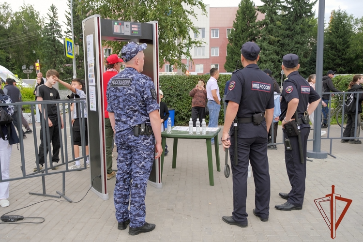 Росгвардия обеспечила безопасность финиша международного ралли «Шелковый путь»