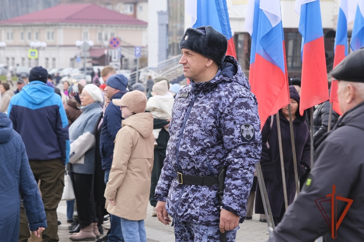 Росгвардия обеспечила безопасность массовых мероприятий в ознаменование Дня народного единства  в Горно-Алтайске