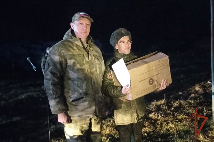 Сотрудники ОМОН провели военно-спортивную эстафету для допризывной молодежи