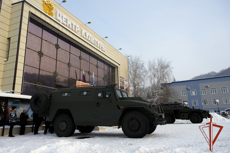 Росгвардейцы Республики Алтай приняли участие в мероприятиях, посвященных Дню Героев Отечества