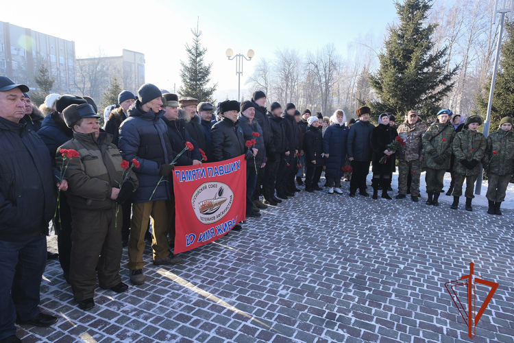 В Республике Алтай росгвардейцы почтили память земляков, погибших в Афганистане