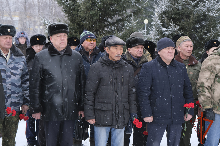 В Республике Алтай почтили память погибших сотрудников ОМОН