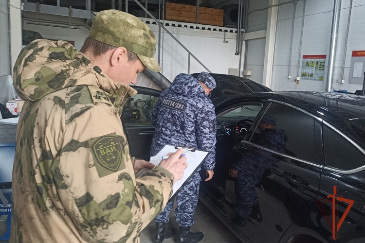 В Управлении Росгвардии по Республике Алтай проводится годовой технический осмотр транспортных средств
