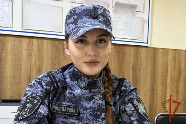 В Горно-Алтайске сотрудница  Росгвардии оказала помощь  женщине с приступом эпилепсии