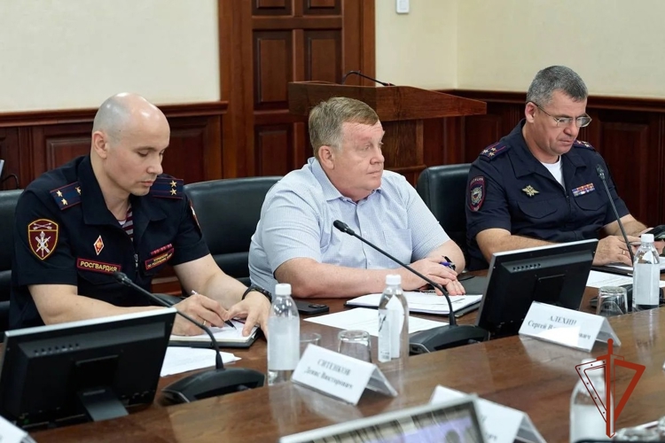 Руководитель Управления Росгвардии принял участие в заседании штаба по стабилизации топливно-энергетического баланса республики