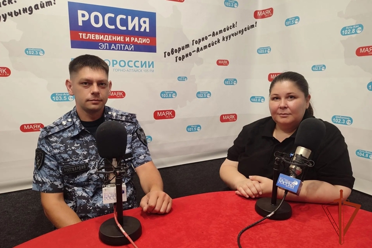 Темой очередного выпуска рубрики «В эфире Росгвардия» на республиканском радио стал прием на военную службу