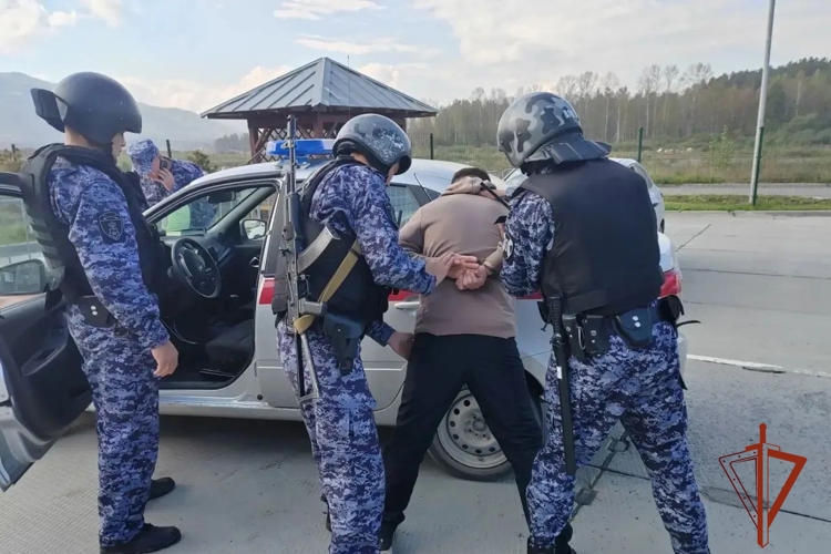 Сотрудники Росгвардии отработали действия при возникновении угрозы на охраняемом объекте 